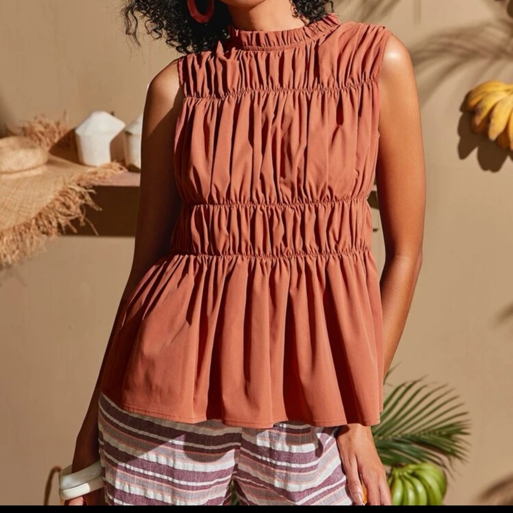 ‼️ Dropping soon ‼️ NEW Ruched frill neck sleeveless peplum top